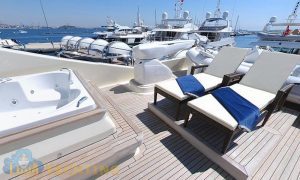 motoryacht merve luxury yacht charter in Turkey 1 6