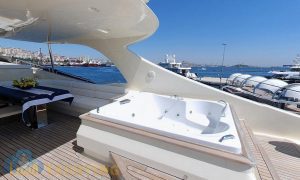 motoryacht merve luxury yacht charter in Turkey 1 7