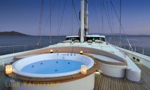 exclusive yacht charter bodrum luna yachting lna gb 600 14