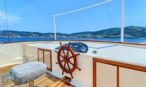 12 Cabins Luxury Crewed Gulet Elara Bodrum Blue Cruise 11 1