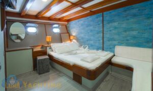 12 Cabins Luxury Crewed Gulet Elara Bodrum Blue Cruise 21