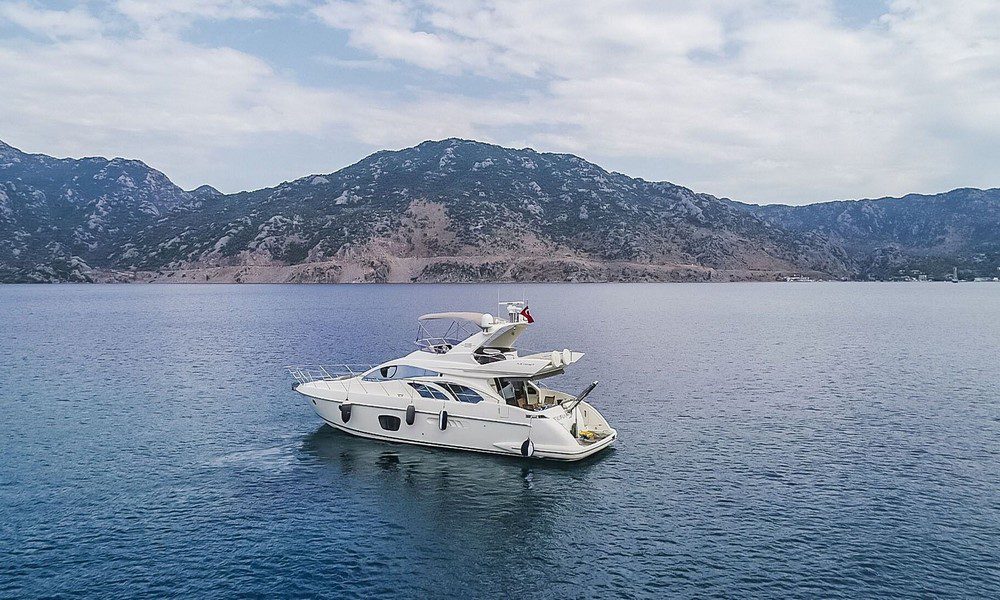 Luna Yachting Azimut 55 Bodrum Yacht Charter 1 1