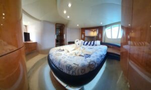 Luna Yachting Azimut 55 Bodrum Yacht Charter 14