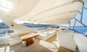 Luxury Yacht Falcon 115 Sanref Bodrum Luna Yachting 11