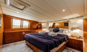 Luxury Yacht Falcon 115 Sanref Bodrum Luna Yachting 16