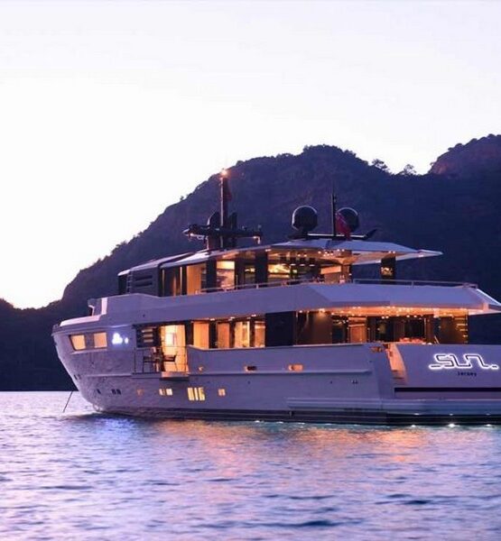 Motoryacht SUN Ultraluxury Yacht Rental Luna Yachting 7
