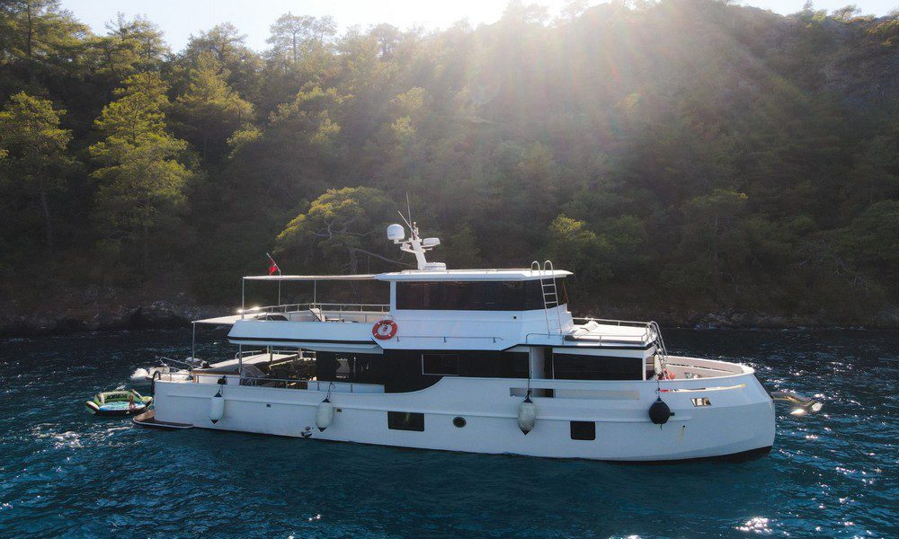 New built trawler yacht charter fethiye gocek luna yachting 2 2