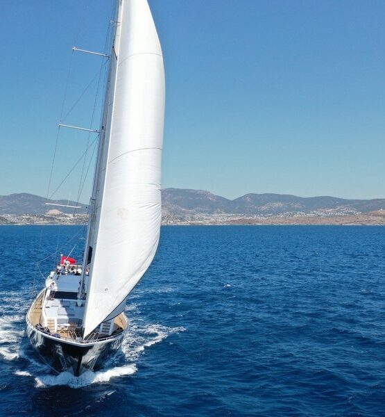 luna yachting Gulmaria 30 1