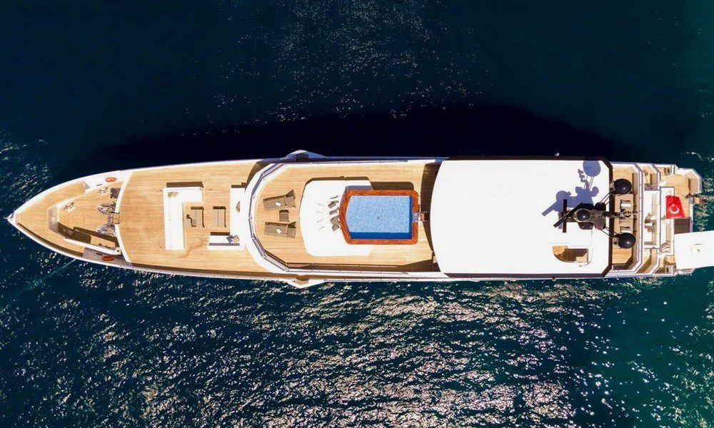 adamaris luxury motor yacht 2