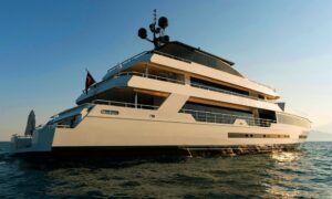 adamaris luxury motor yacht 4