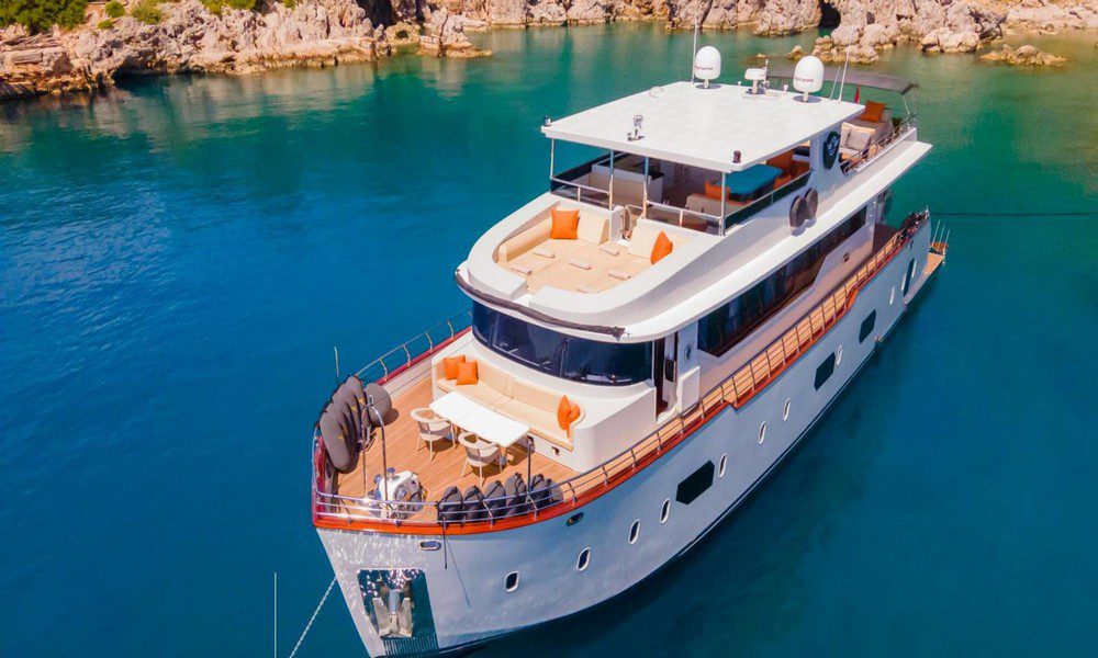 5 Cabin Luxury Trawler Fethiye Bodrum 02