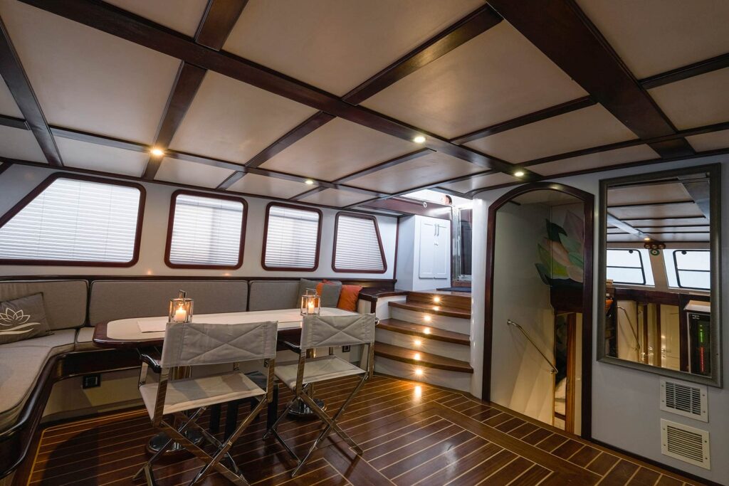 Deluxe Gulet Bodrum 5 Cabin 25 Mt 18