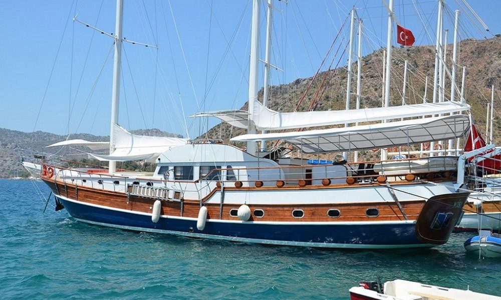 lunayachting gulet miss vela 2