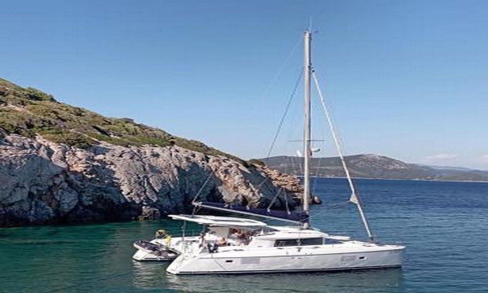 Luna Yachting Catamaran LE VENT LAGOON 420 5 1