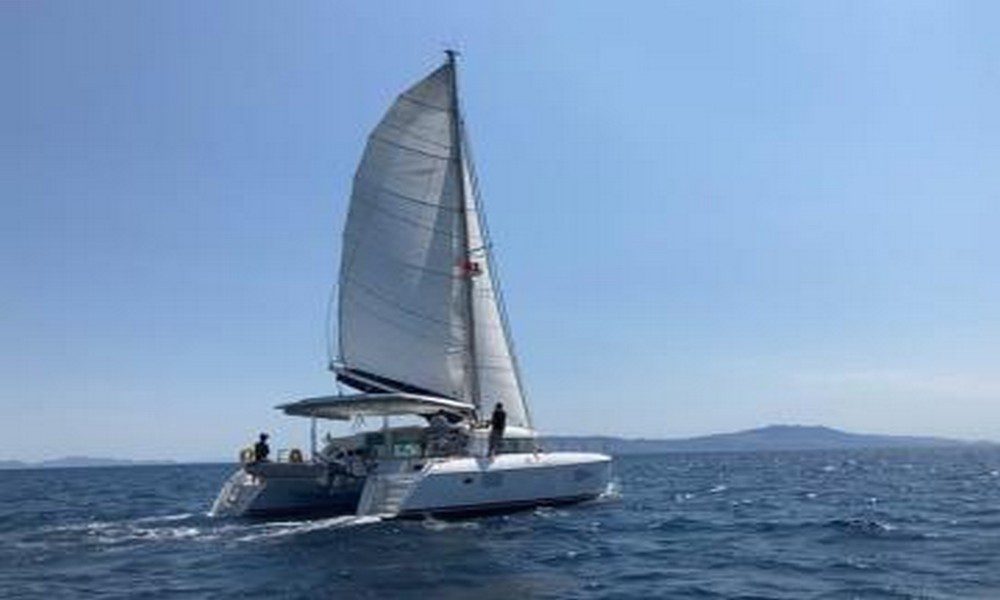 Luna Yachting Catamaran LE VENT LAGOON 420 7
