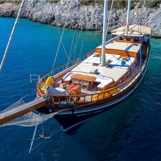 luna yachting burcu zafer 22 1