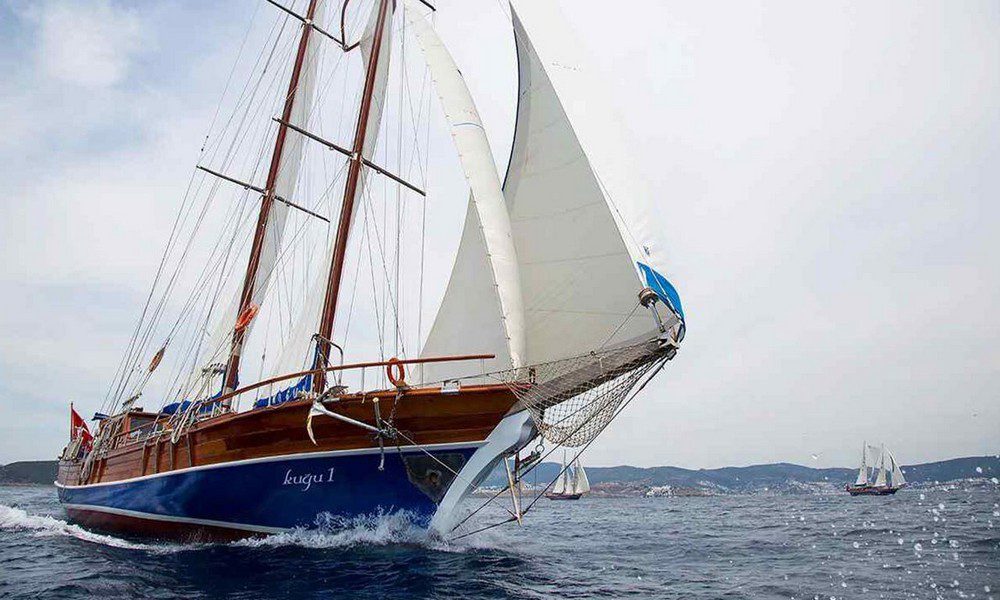 luna yachting kugu 1 13